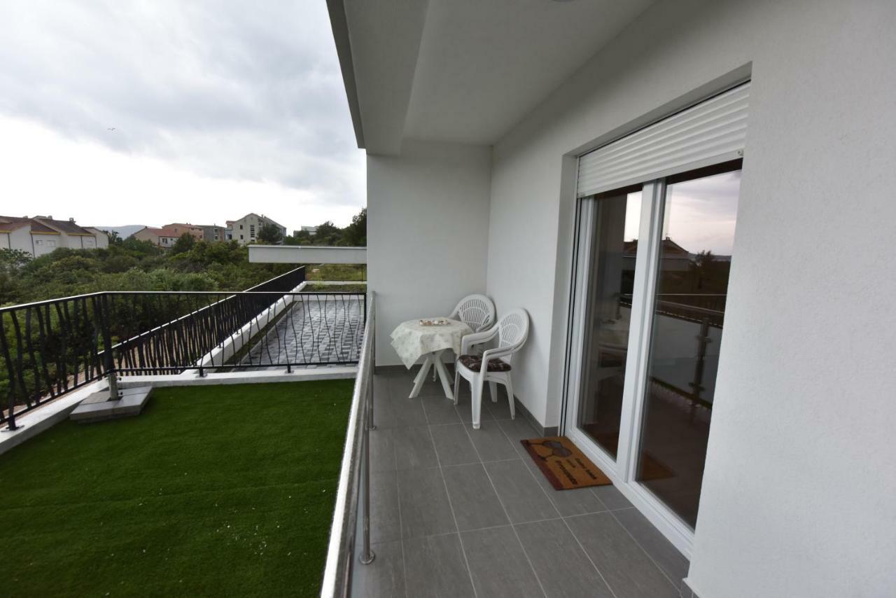 Family Apartments Podsolarsko Szybenik Zewnętrze zdjęcie